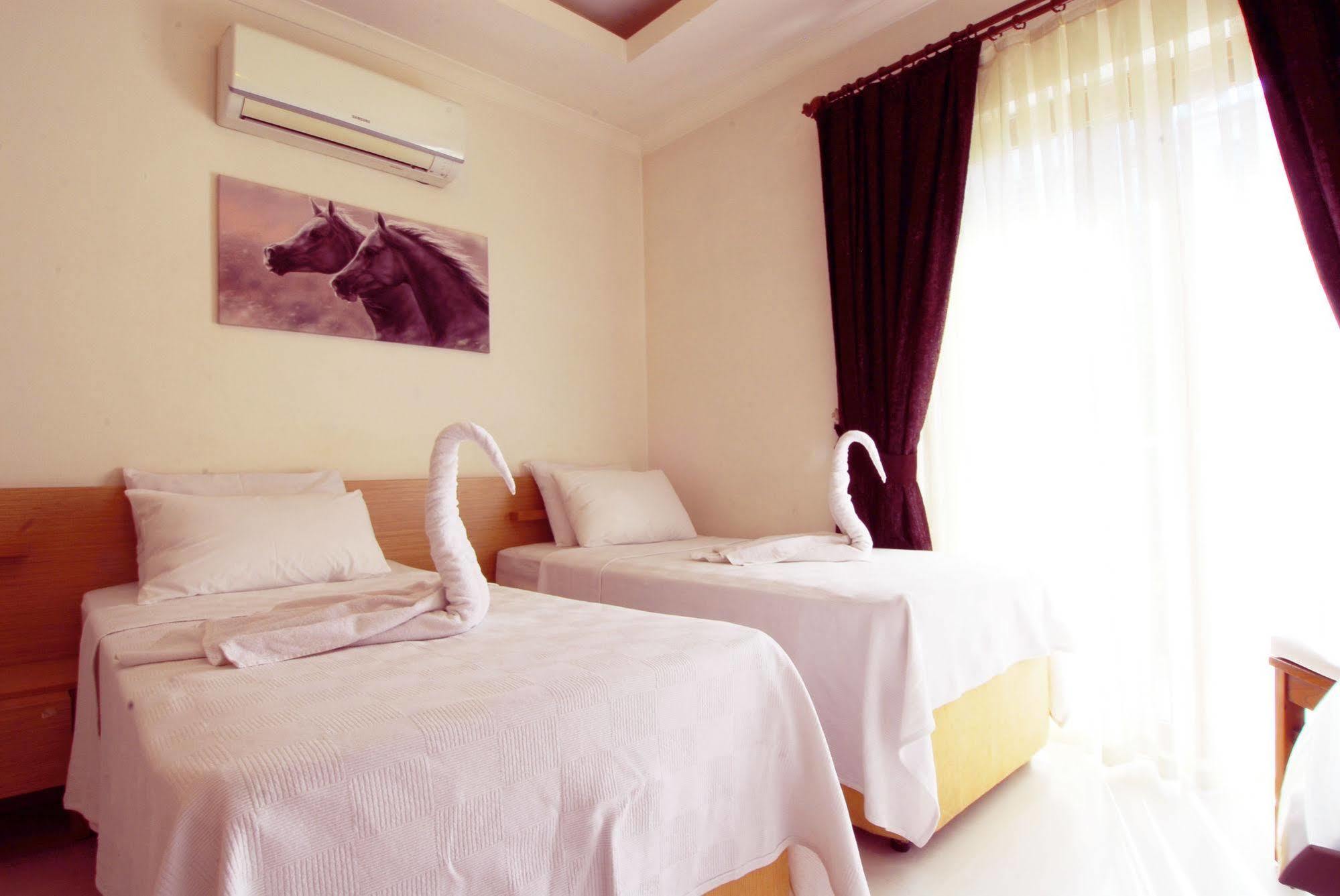 Lidya City Hotel Fethiye Buitenkant foto