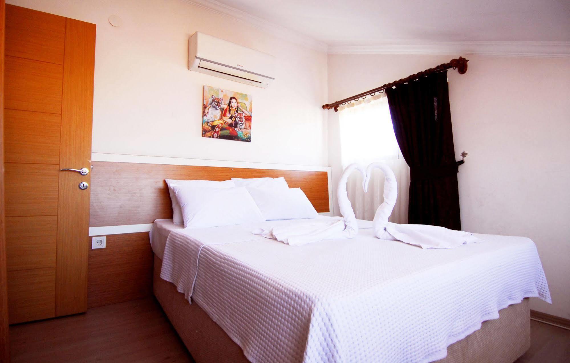Lidya City Hotel Fethiye Buitenkant foto